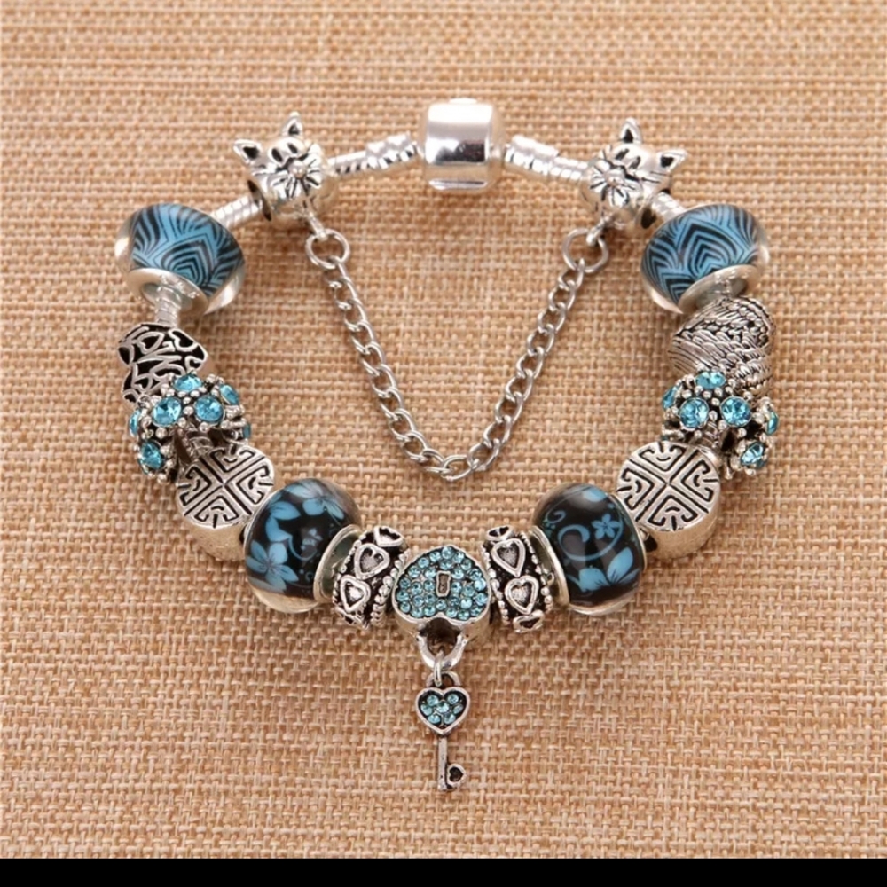 Bracelet - Picture 4 of 8
